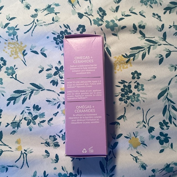 3/$110 Kate Somerville DeliKate Recovery Serum - Picture 2 of 4